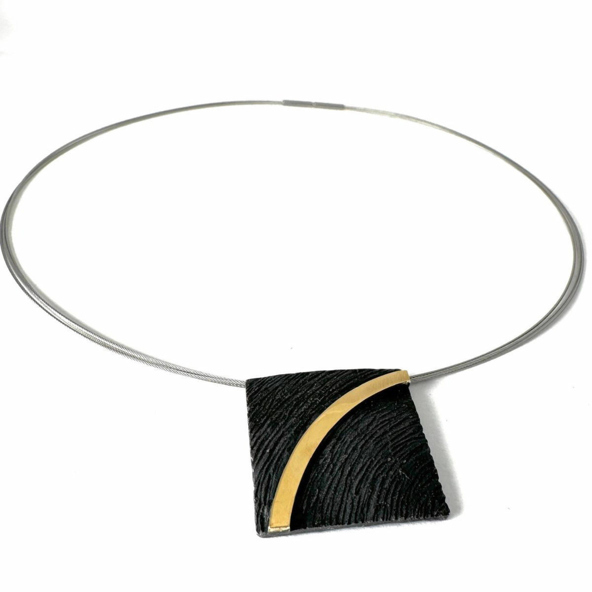 COLGANTE ORO Y PLATA  - SOCA PE1