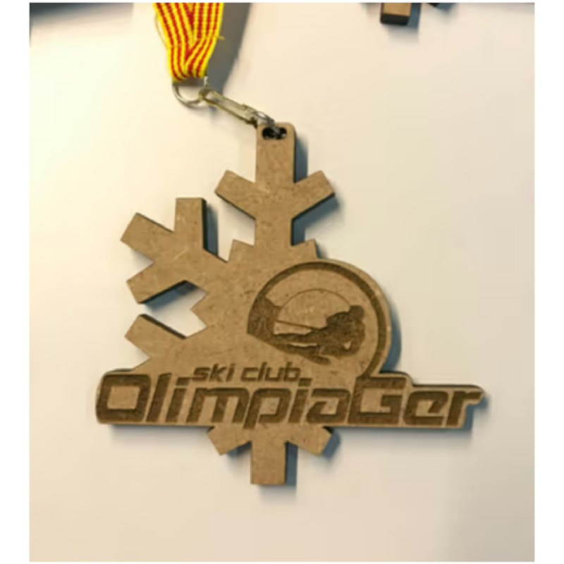 MEDALLES FUSTA DM OLIMPIA FLOC DE NEU G - 003000019
